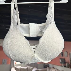 Torrid curve white lace bra